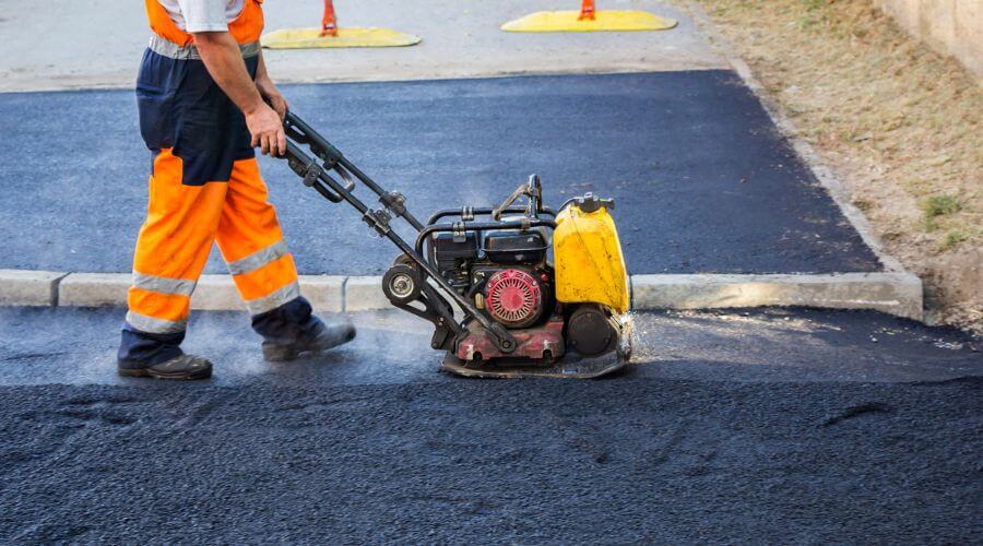 Professional gutter cleaning in Eastport, MI